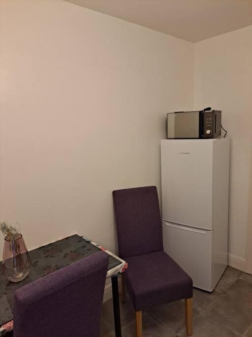 Two Bedroom Maisonette Close Towarwick Uni Ковънтри Екстериор снимка